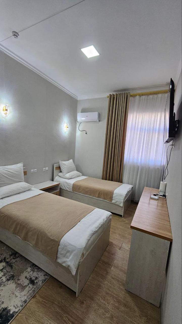 Hostel Danexan Apa ヌクス エクステリア 写真